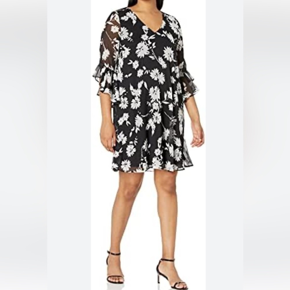 Calvin Klein Black and White Floral Kids Dress caja 3